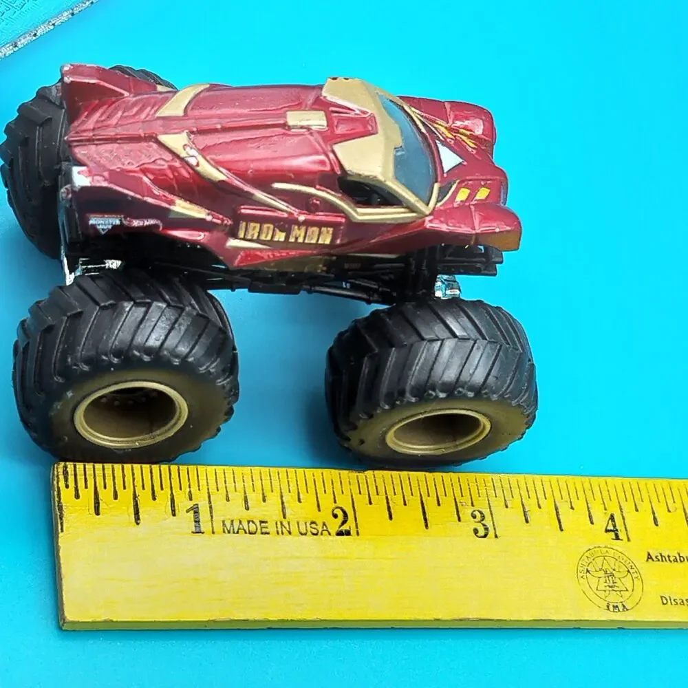 Iron Man Marvel Hot Wheels  Monster Jam Truck 1:64 Stark Industries
